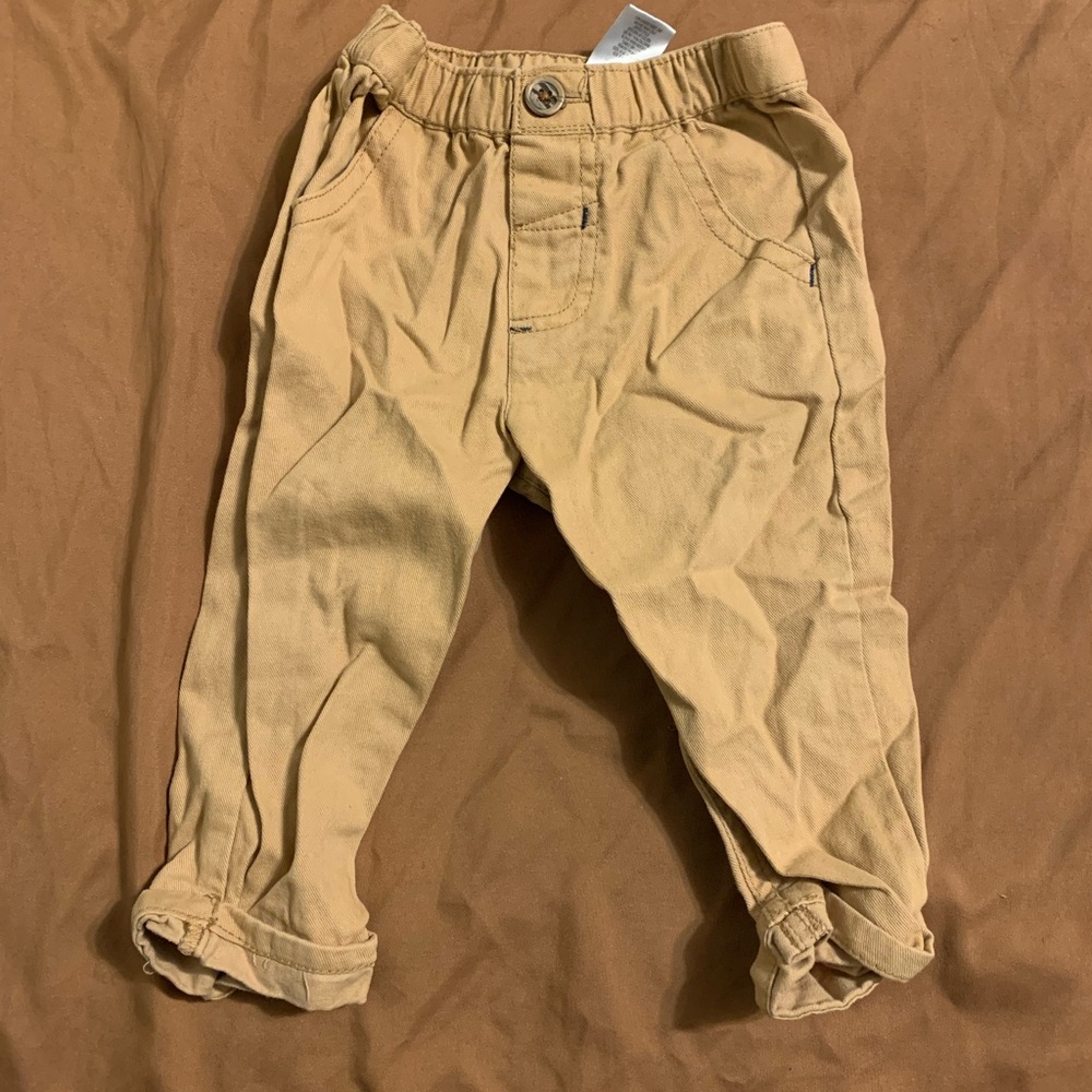 plain - Picture 1 of 1